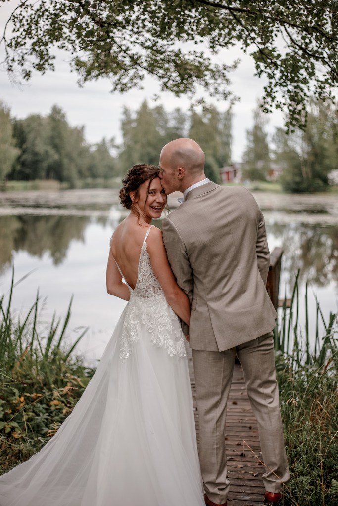 Bröllopsfotografering på hösten vid Runebergsstuga